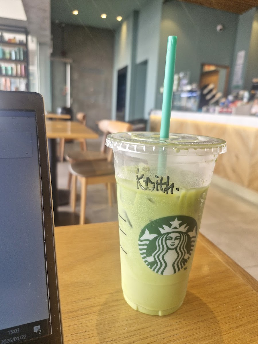 Starbucks Muizenberg Photo 4