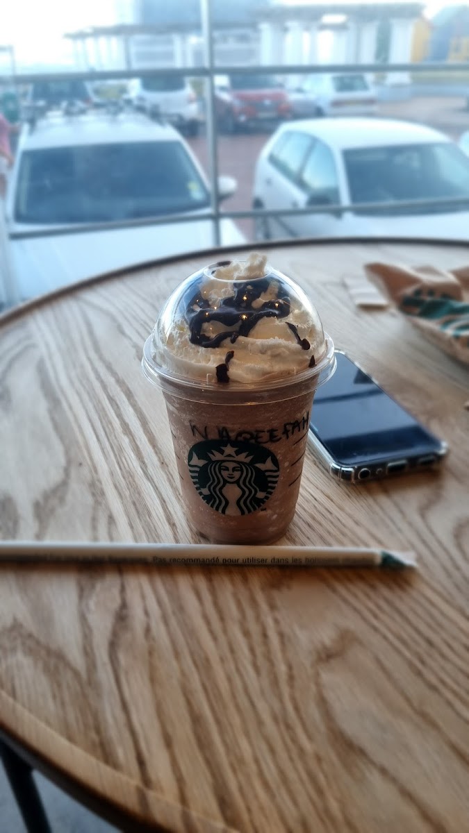 Starbucks Muizenberg Photo 6