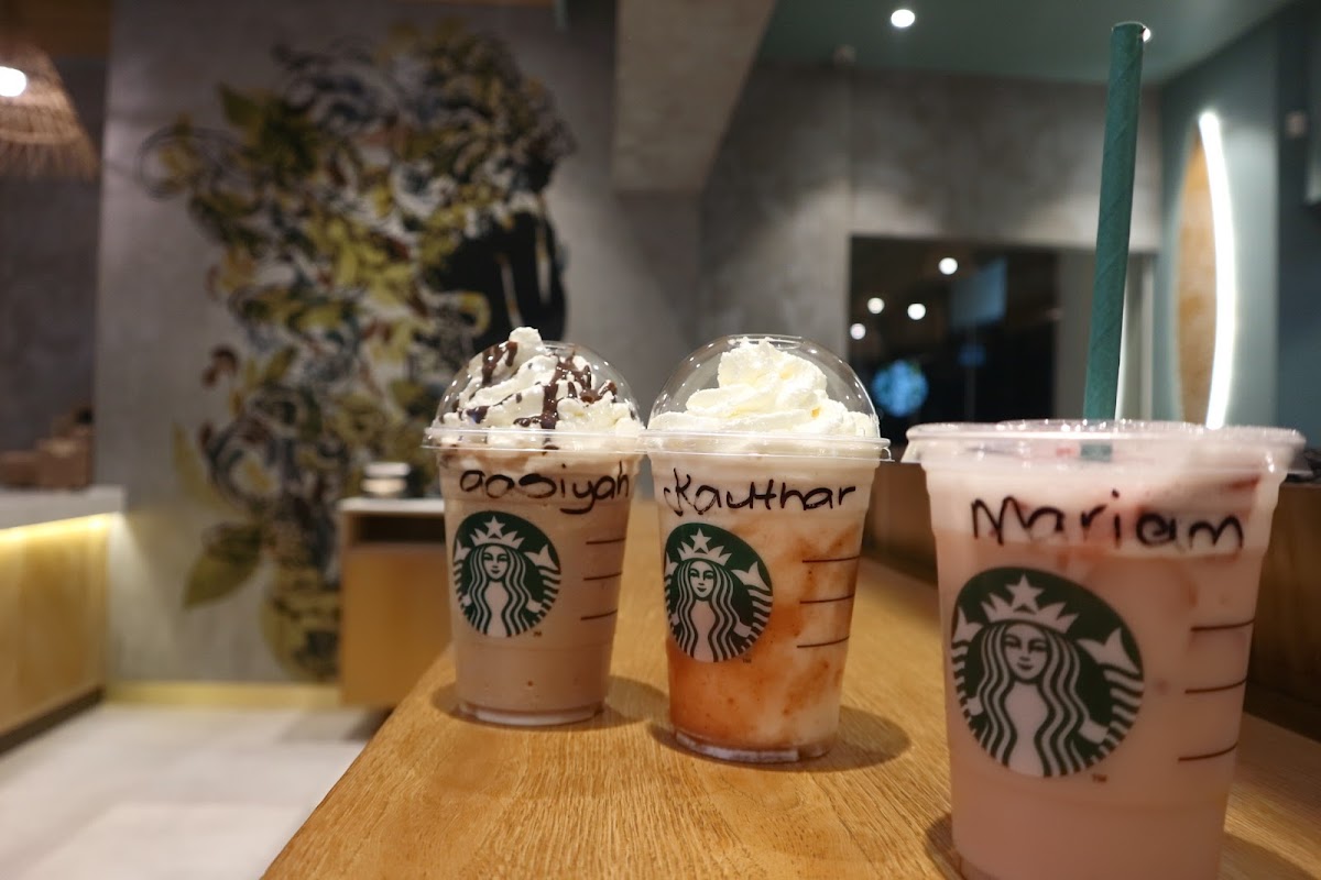 Starbucks Muizenberg Photo 7