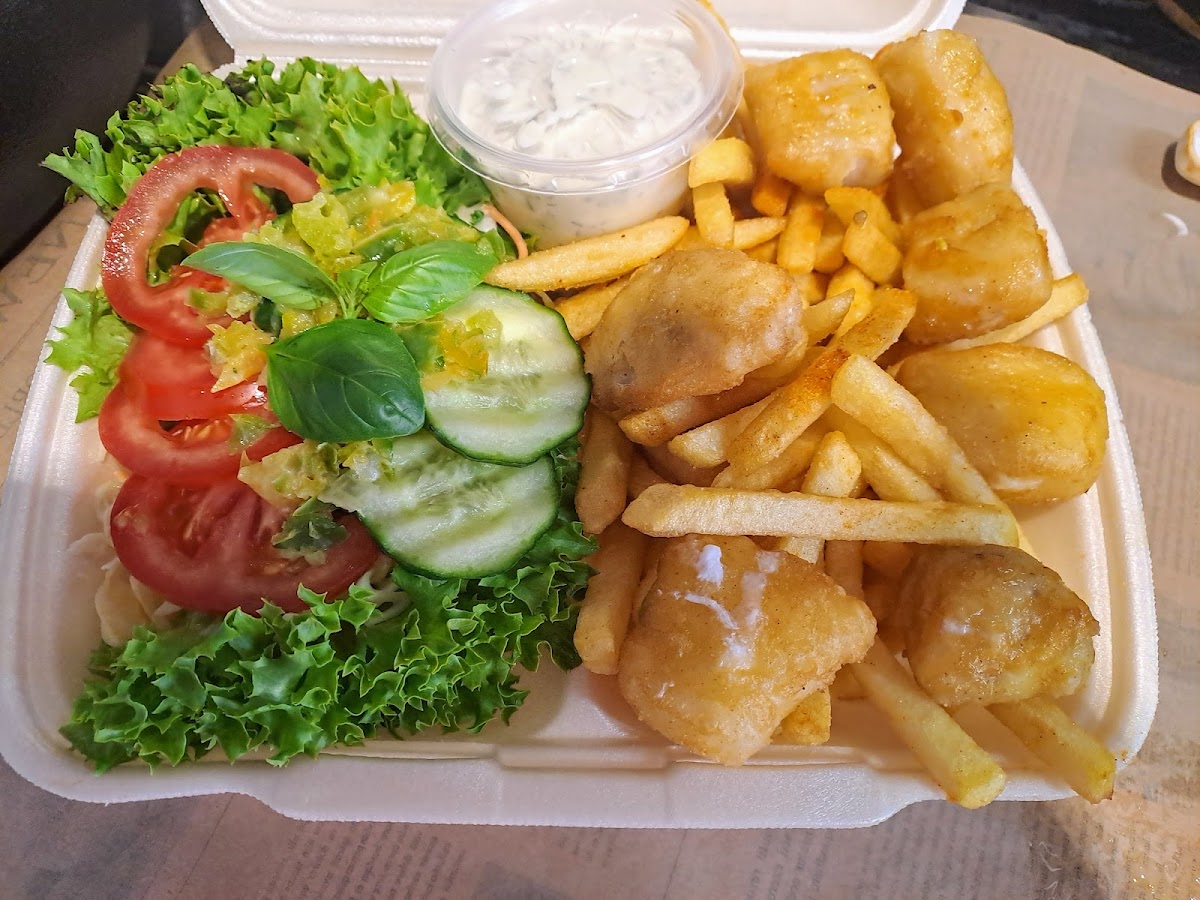 Real BBQ's BEACHBURGER Photo 3