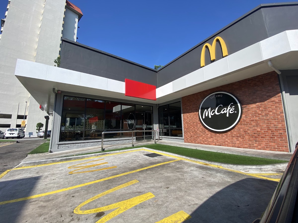 McDonald's Caltex Farlim DT