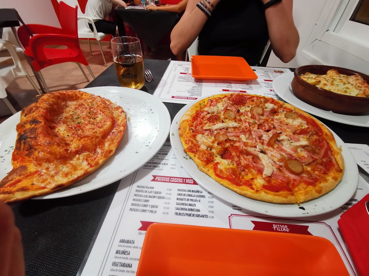 Deb's Pizzeria Photo 6