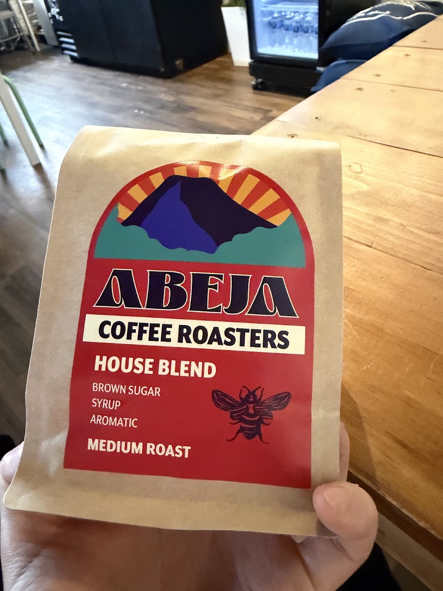 Abeja Coffee Photo 5