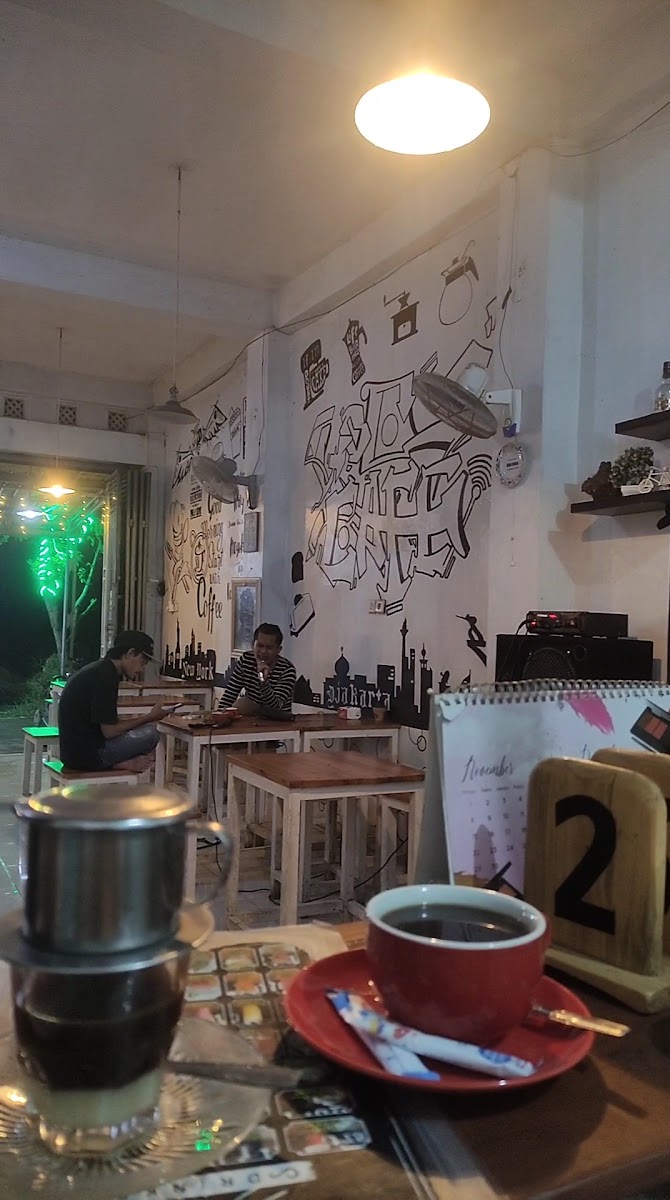 wolu wolu Cafe Photo 2