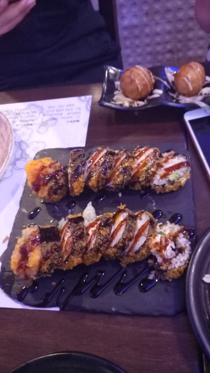 Koyo Sushi Sants Photo 7