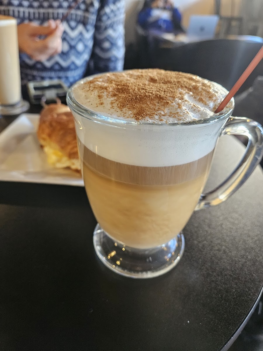 Friends Cafe Photo 2