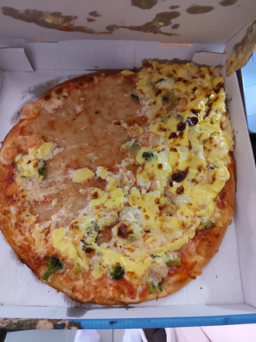 Pizzeria La Luna Photo 3
