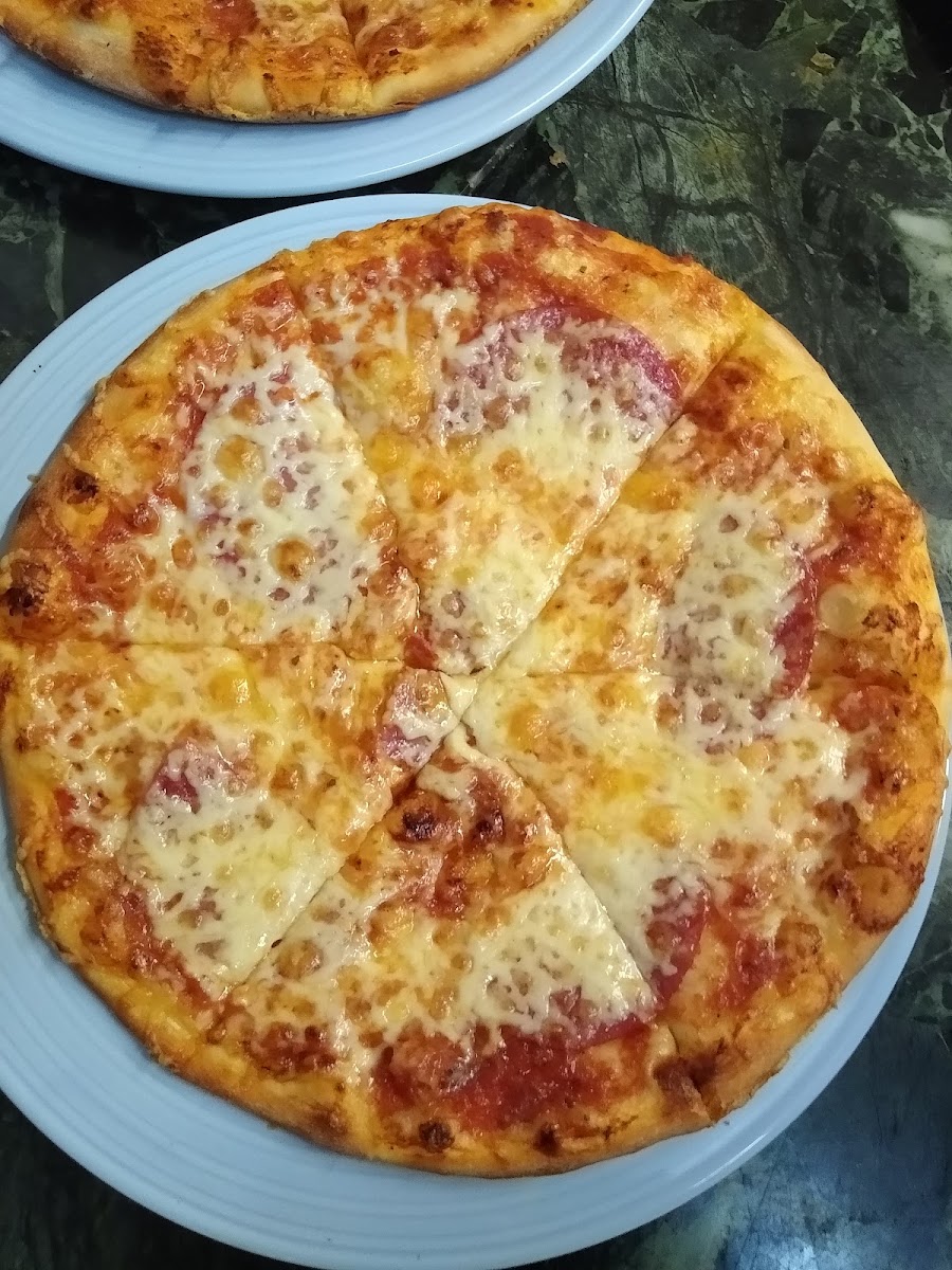 Pizzeria La Luna Photo 4