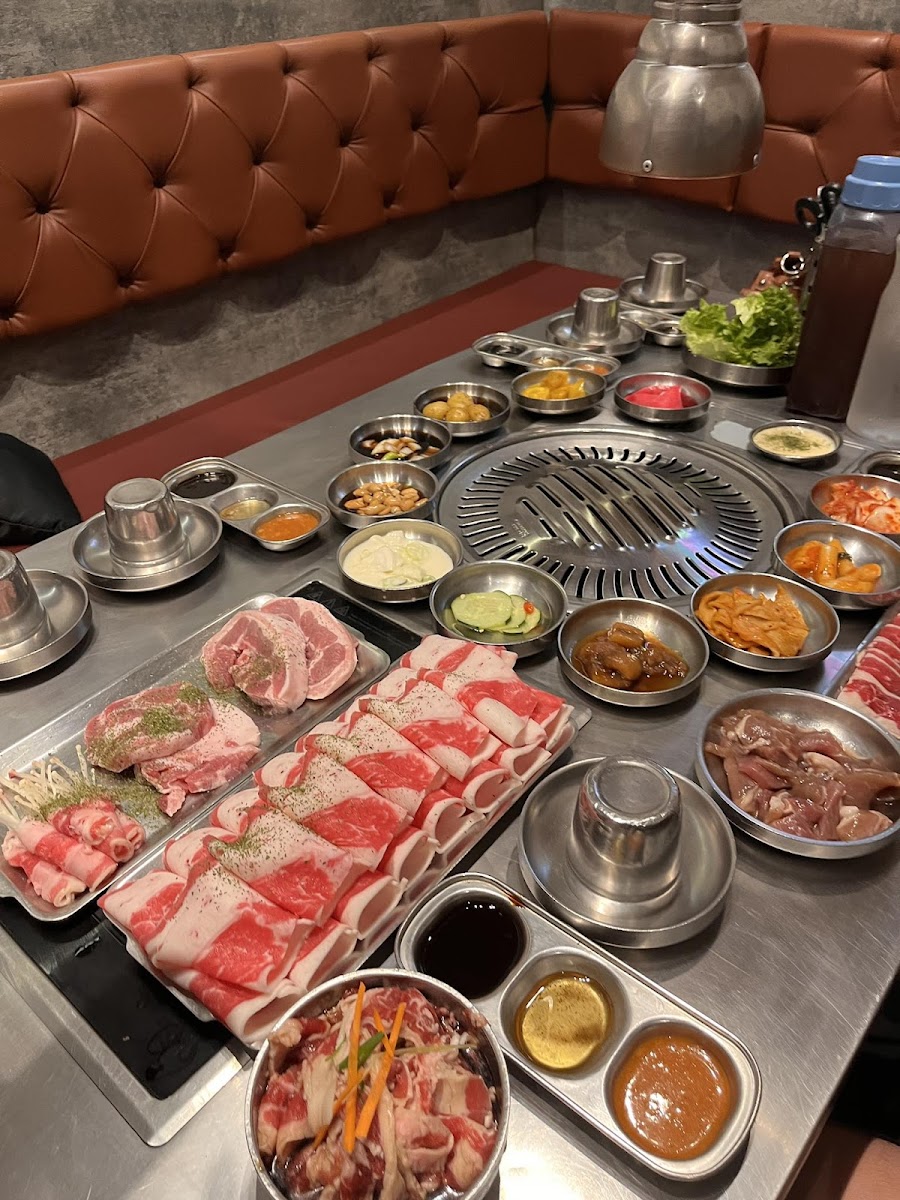 Premier The Samgyupsal - SM North EDSA Photo 3