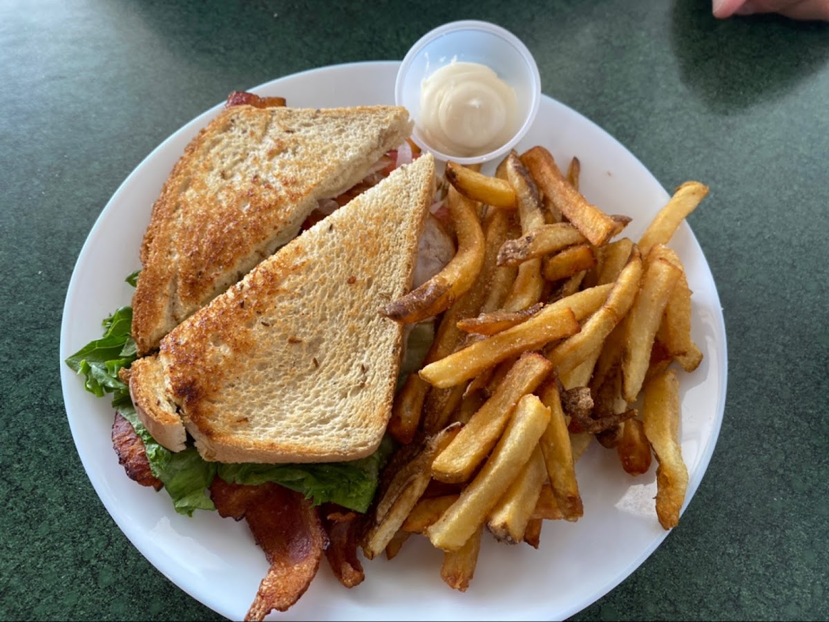 Darla's Diner Photo 3