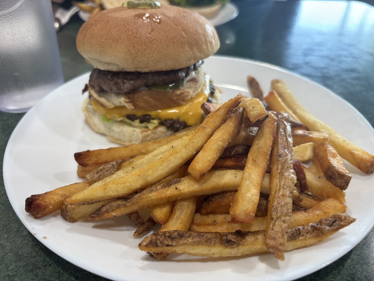 Darla's Diner Photo 7