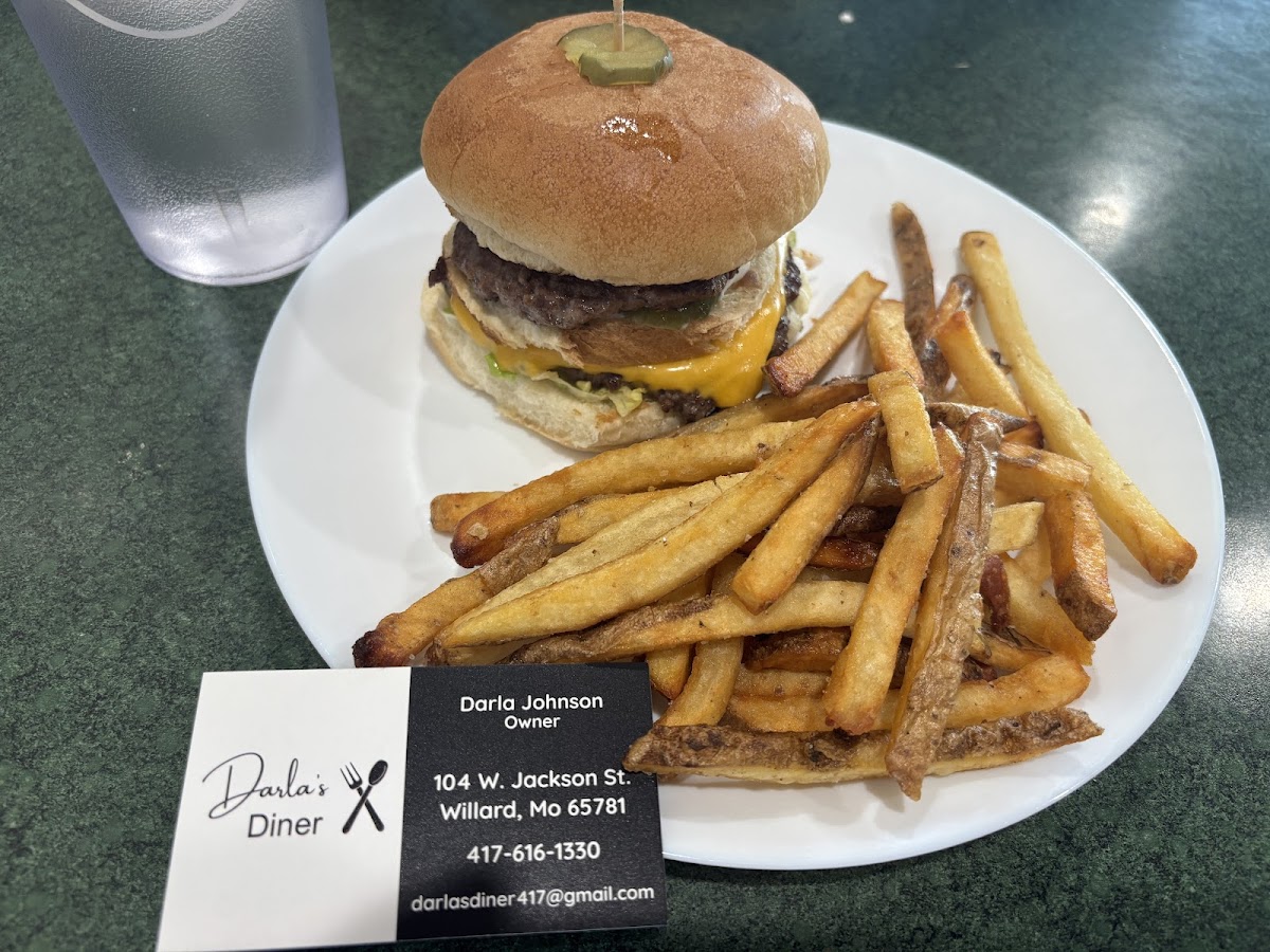 Darla's Diner Photo 8