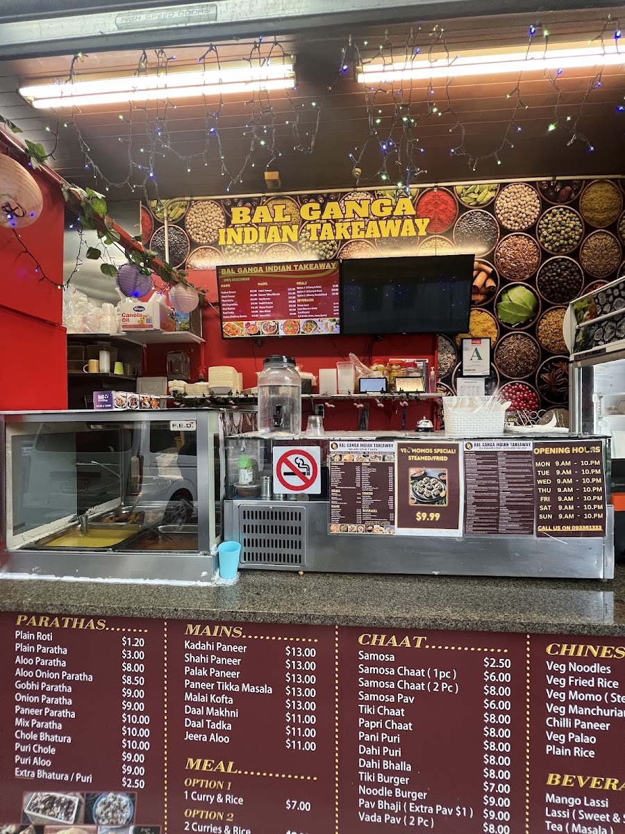 Bal Ganga Indian Takeaway Photo 4