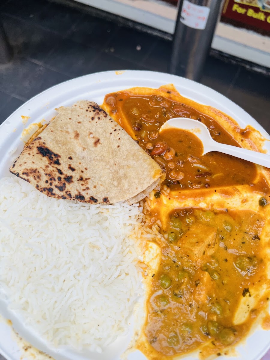 Bal Ganga Indian Takeaway Photo 8