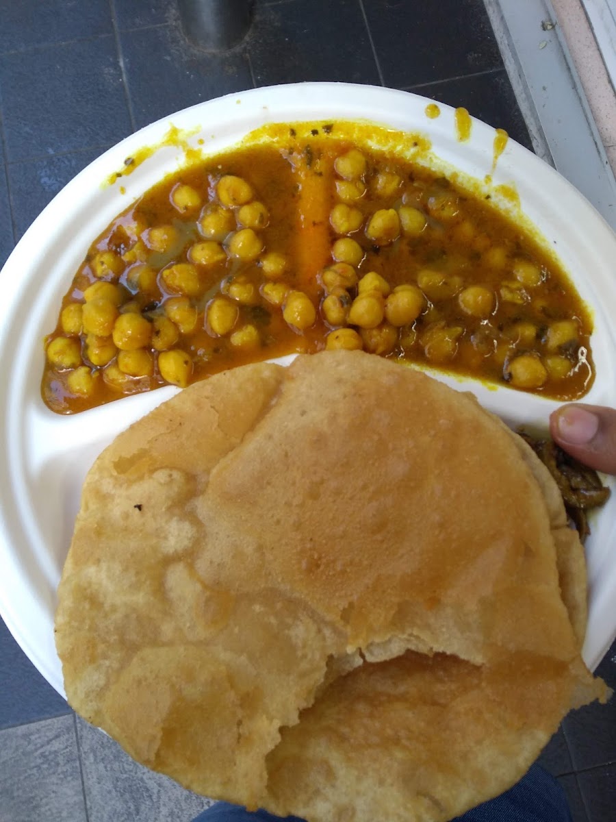 Bal Ganga Indian Takeaway Photo 9