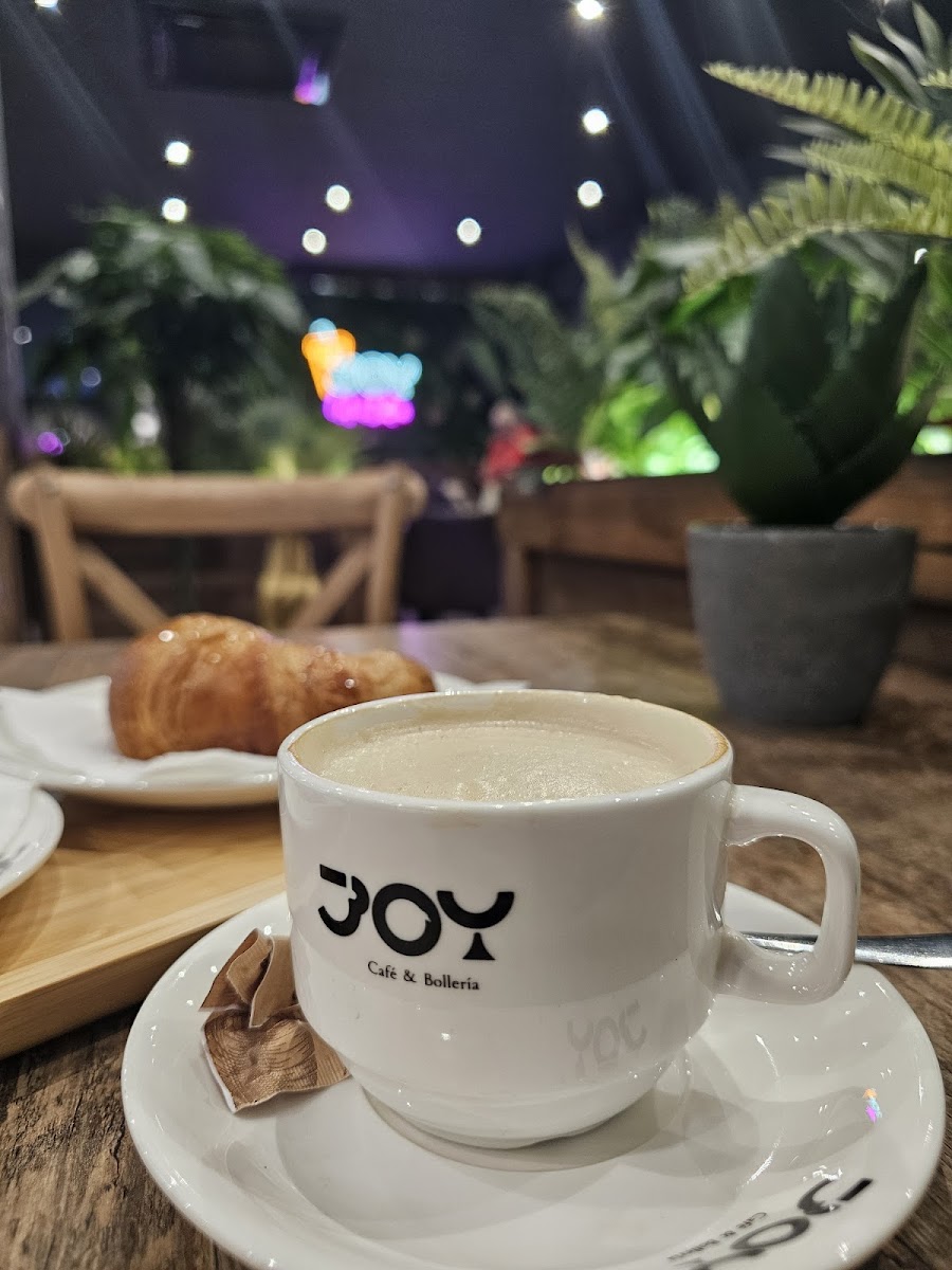 JOY CAFÉ & BOLLERÍA Photo 10