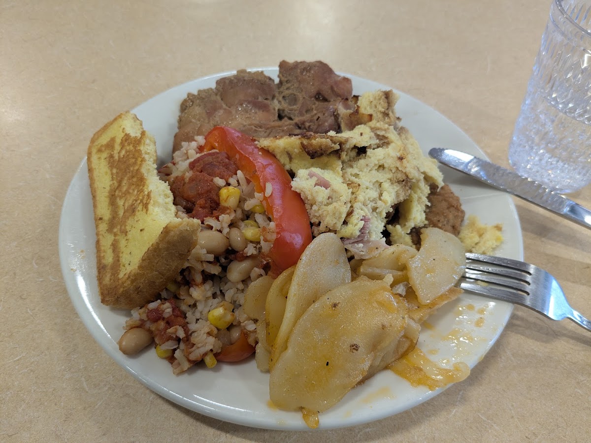 Northwest Dining Hall Photo 4