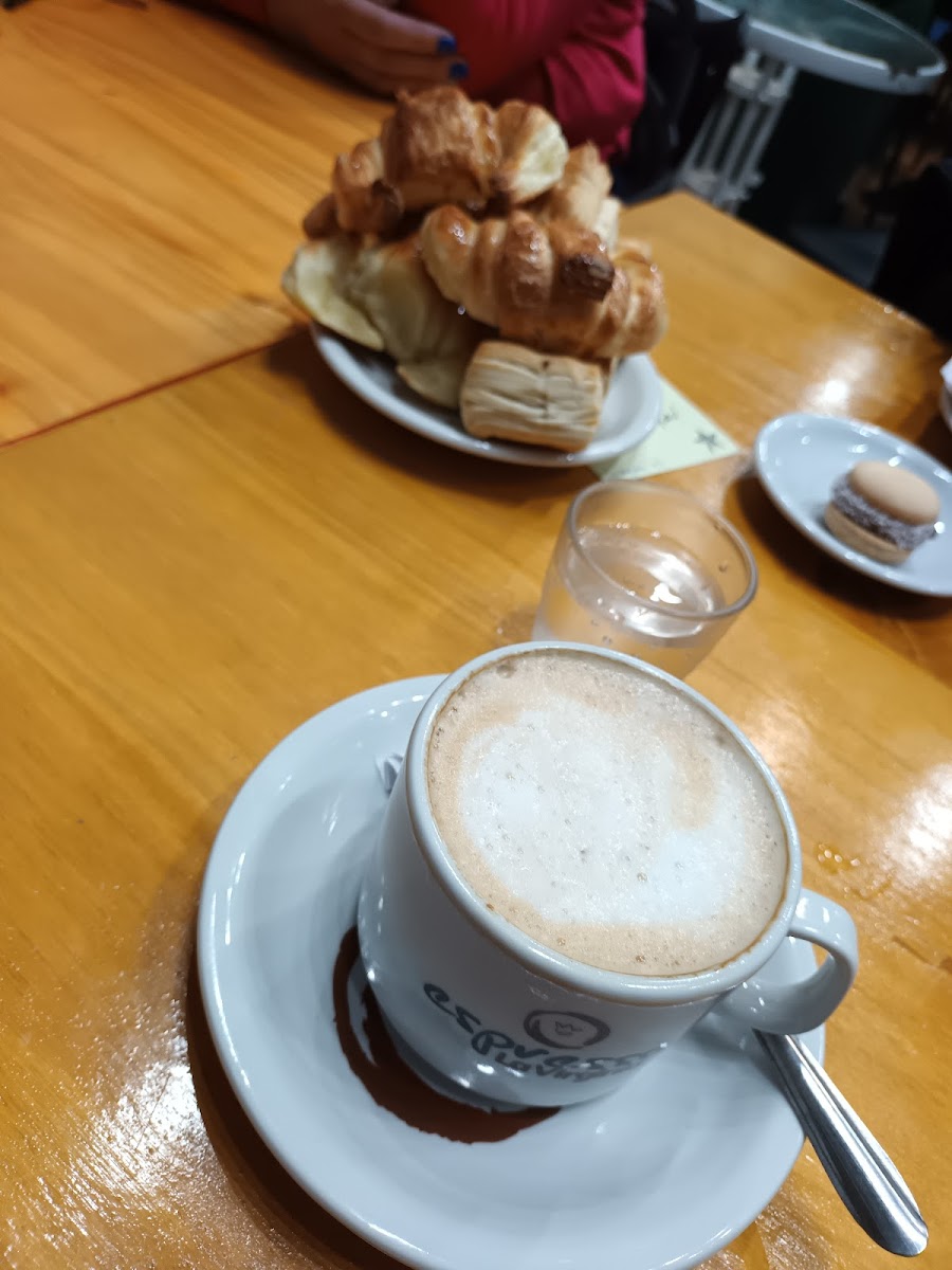 Tentazione Panadería+Café Photo 5