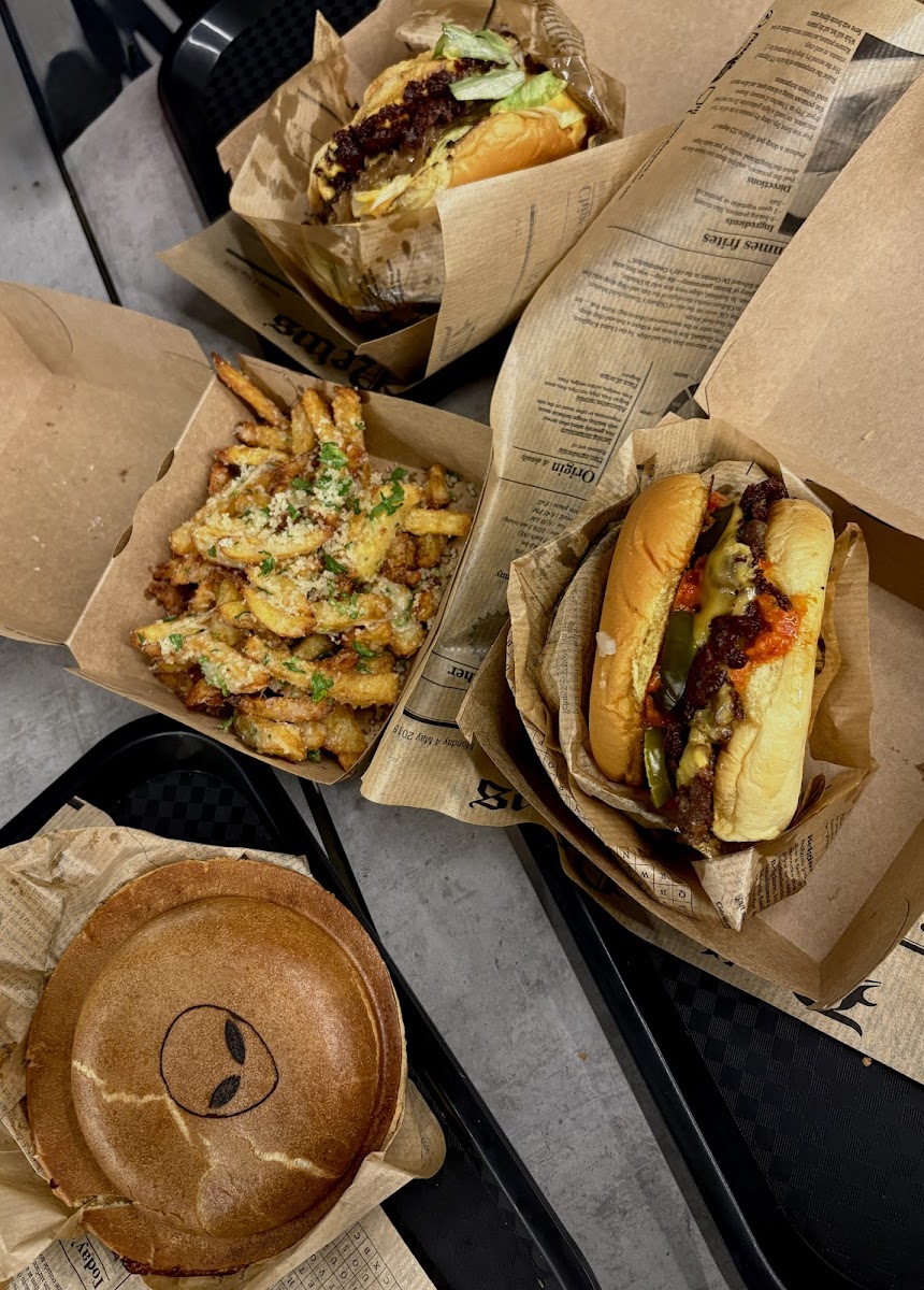 The Alien Burgers Photo 10