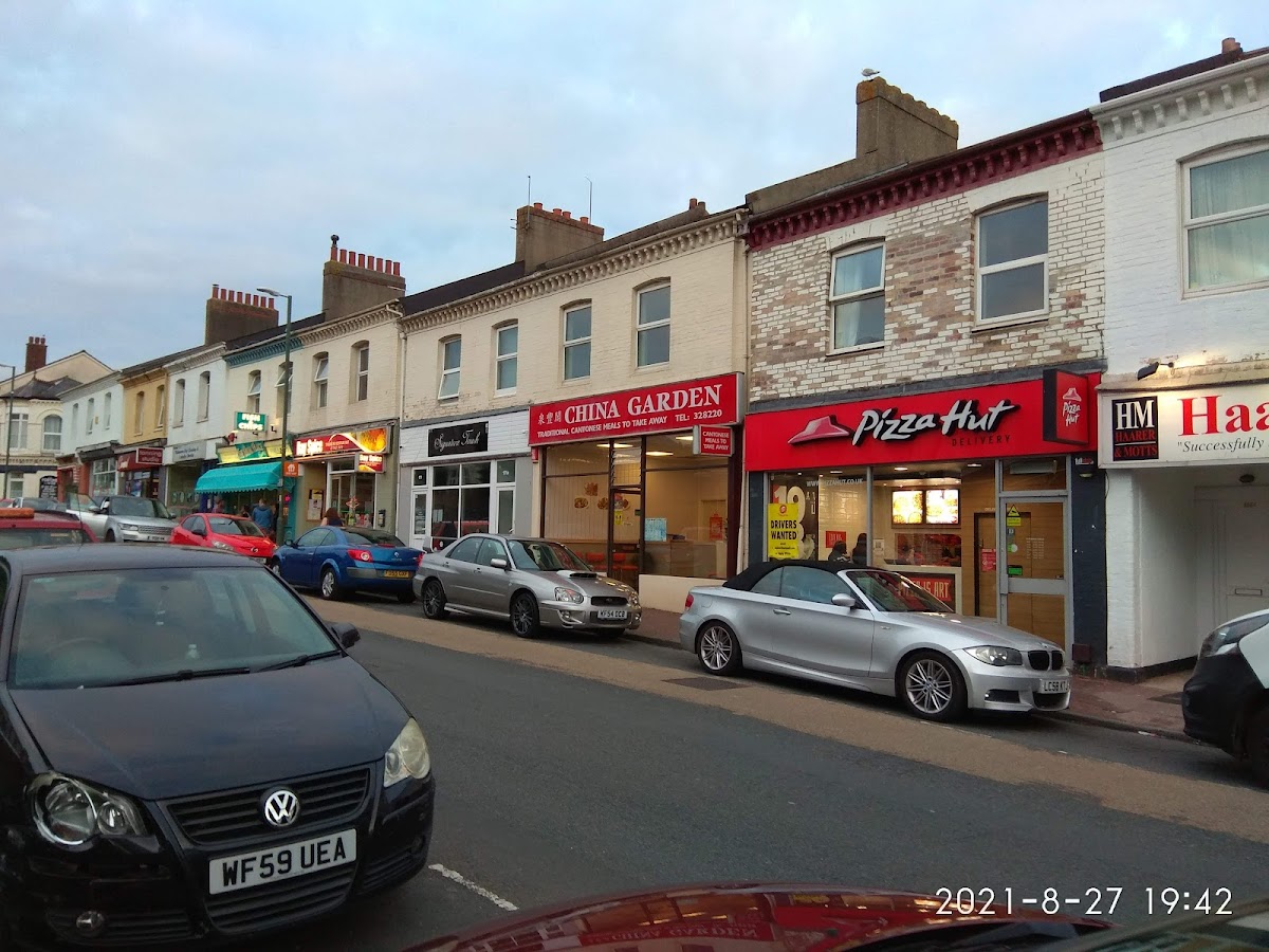Pizza Hut Torquay South Rd