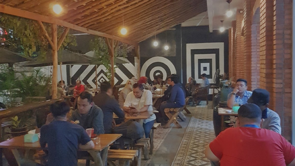 Dapoer BAS (formerly BAS Coffee & Eatery)