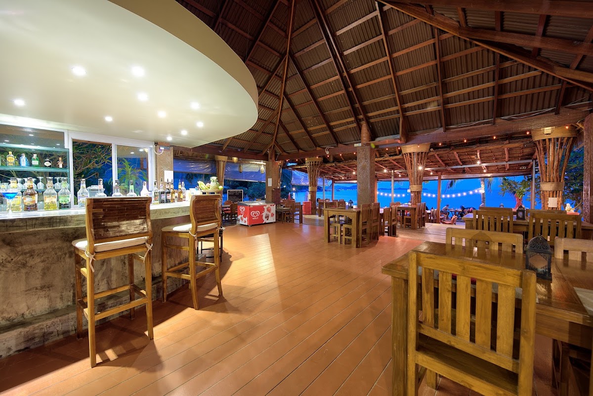 Crystal Bay Beach Club