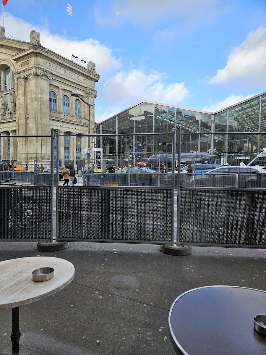 Paris Nord Café Photo 4