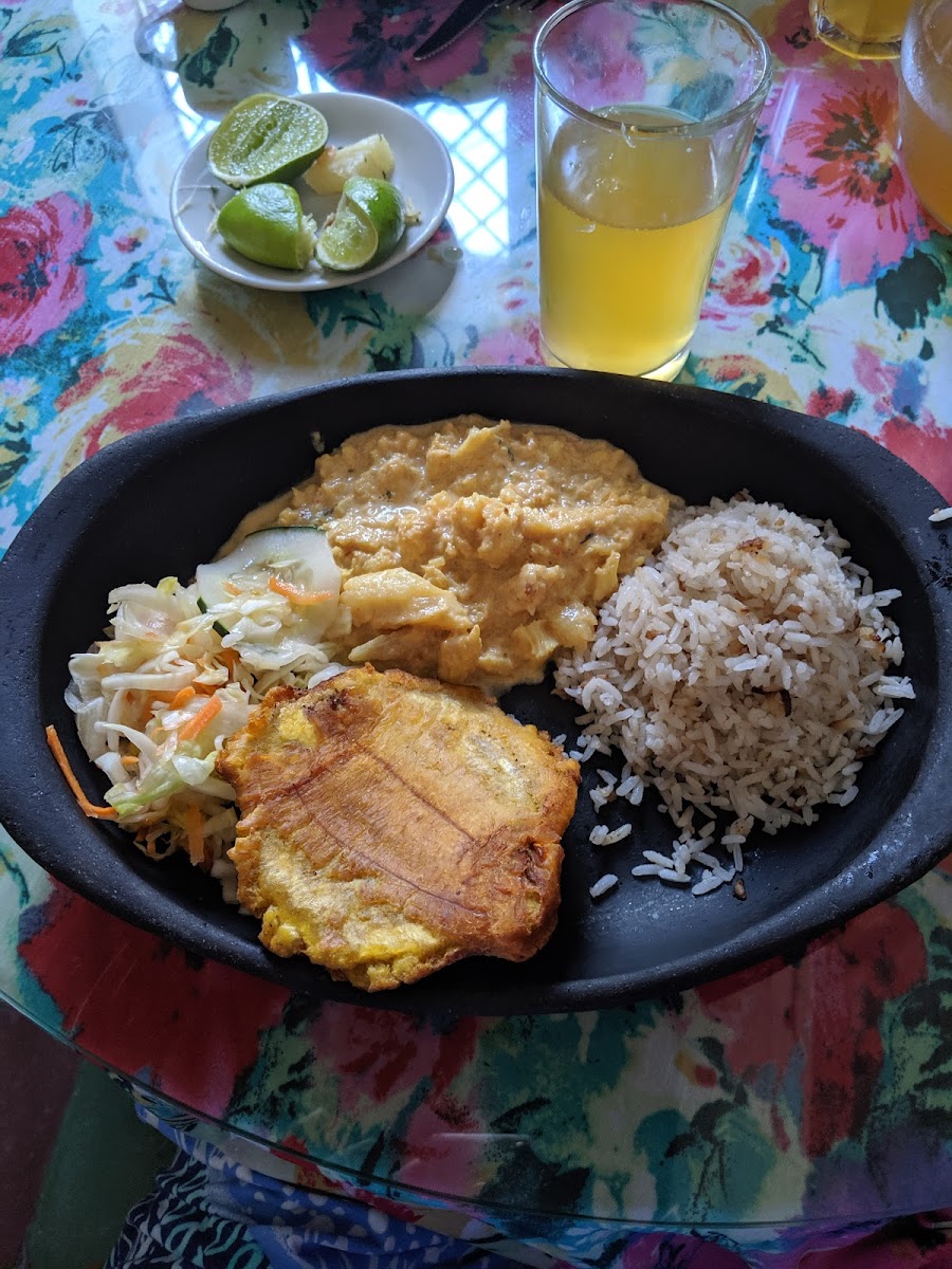 El Pargo Rojo Cafe Restaurante Photo 5