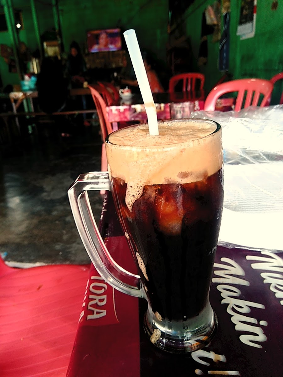 Warkop Dan Sarapan Pagi Paris Photo 8