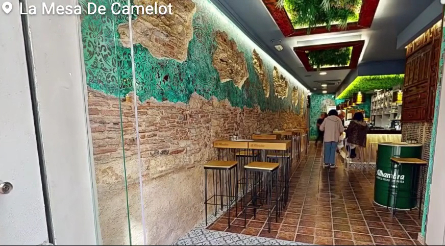 LA MESA DE CAMELOT Photo 2