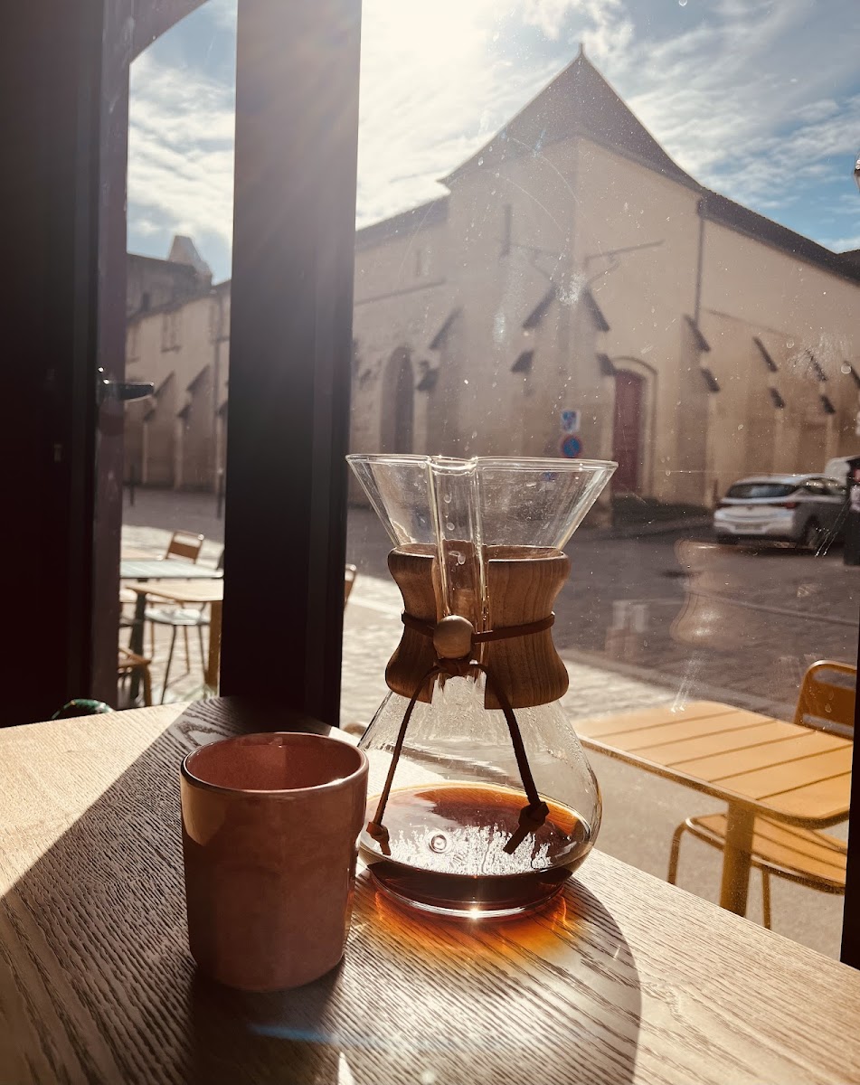 The Small Talk - Café, Coworking, Concept store Photo 9