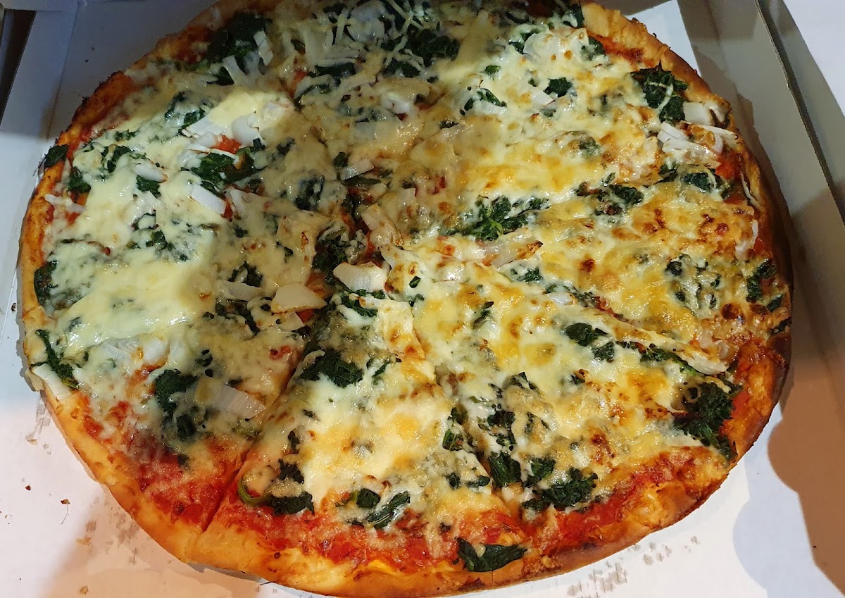Dinos Pizza Taxi Photo 5