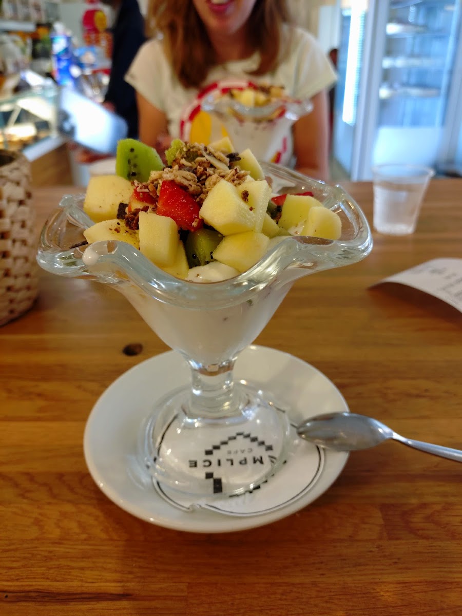 Semplice Café Photo 7