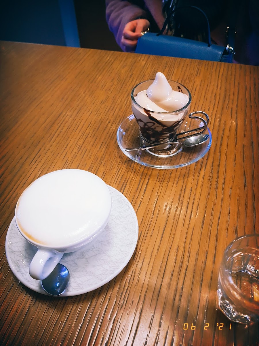 Smile Café - Caffe & Cucina Photo 10
