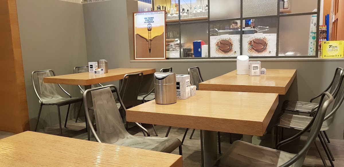 Smile Café - Caffe & Cucina Photo 3