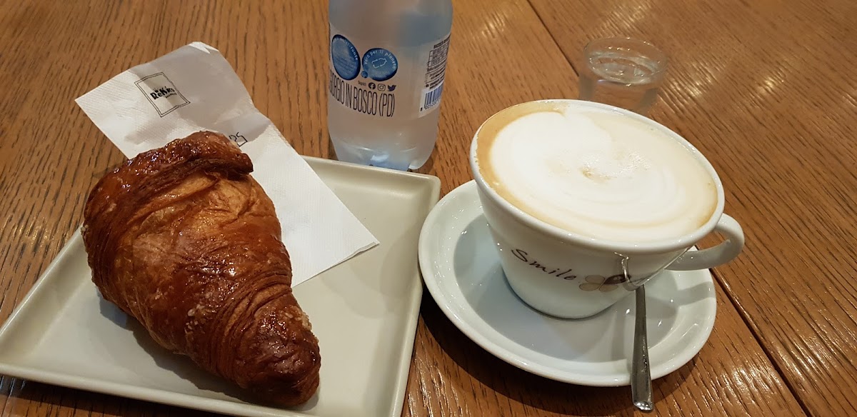 Smile Café - Caffe & Cucina Photo 6