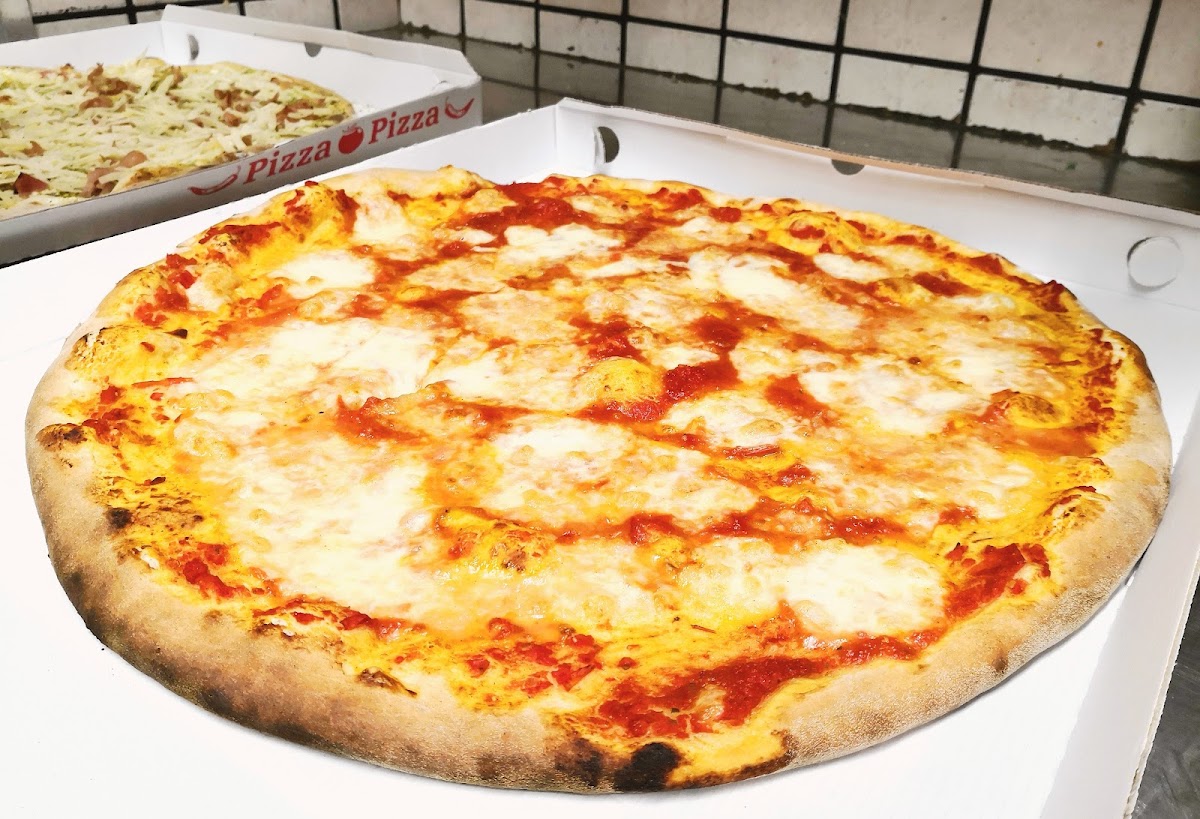 Pizzeria Tutto Pizza Photo 6
