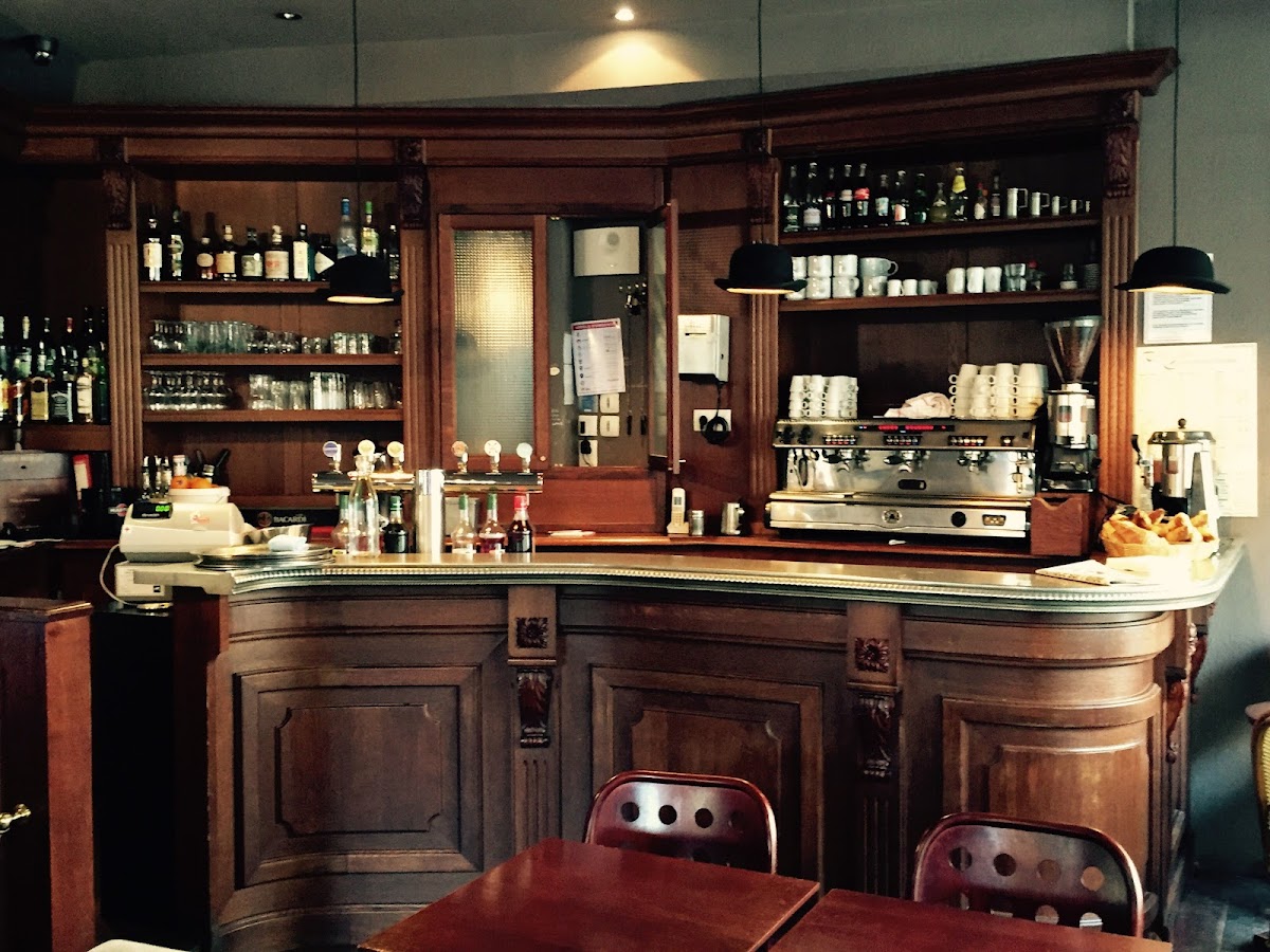 Bo Man Café Photo 1