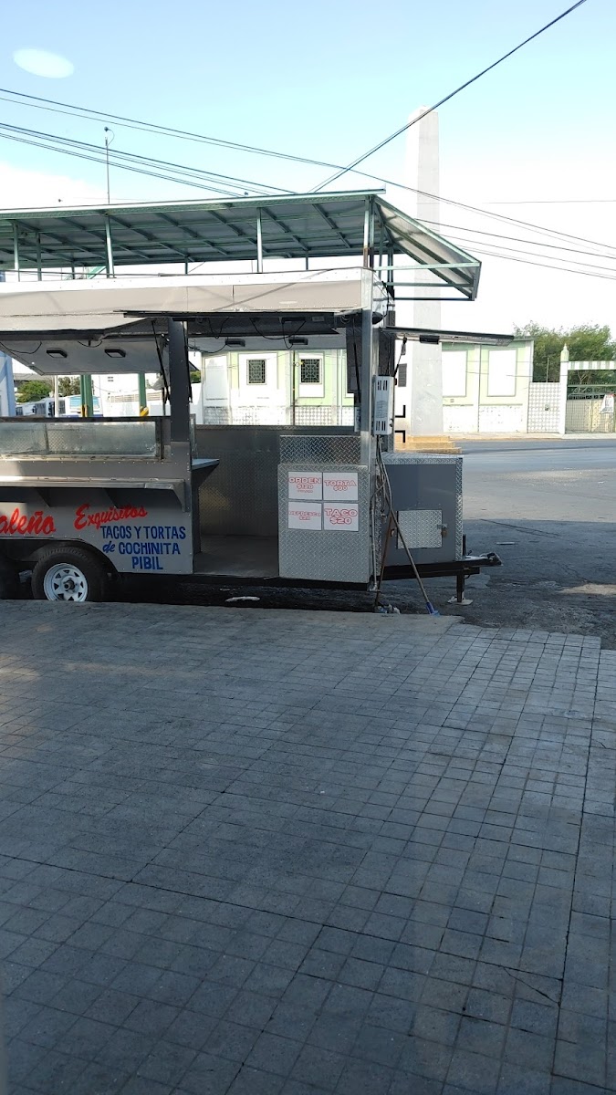 Tacos El Sudzaleño Remolque San Pedro Photo 3