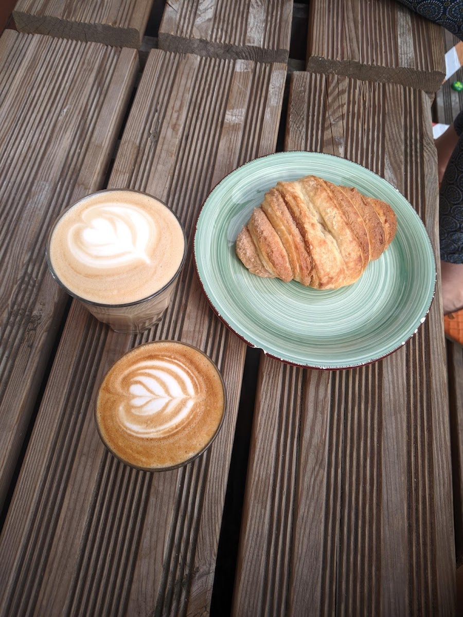 Buena Vida Coffee Roasters Photo 8