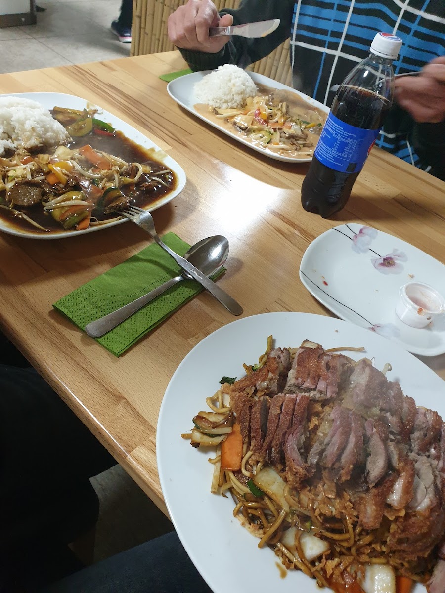 Ngan Asia Imbiss Photo 9
