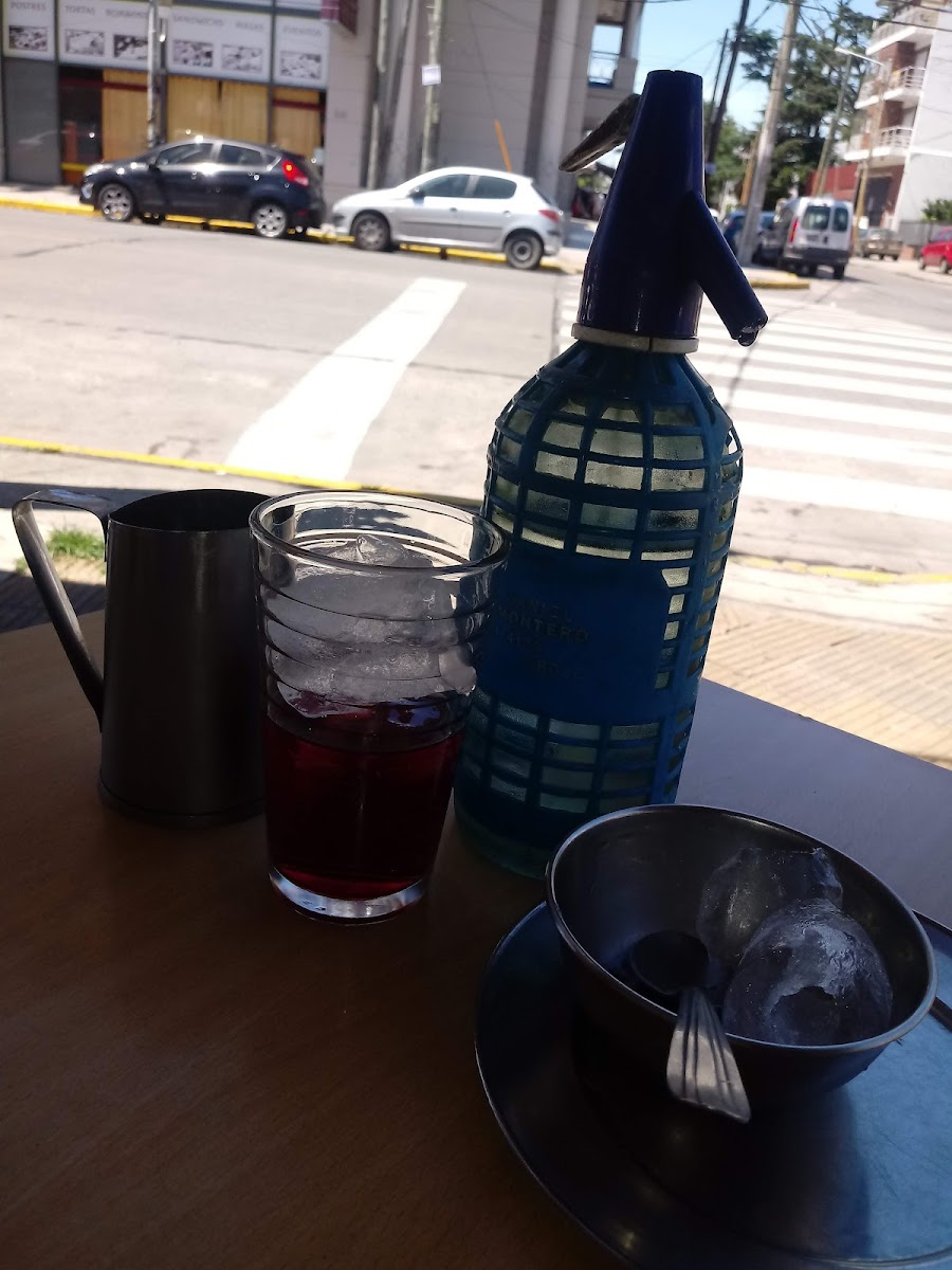 La Buena Onda Photo 8