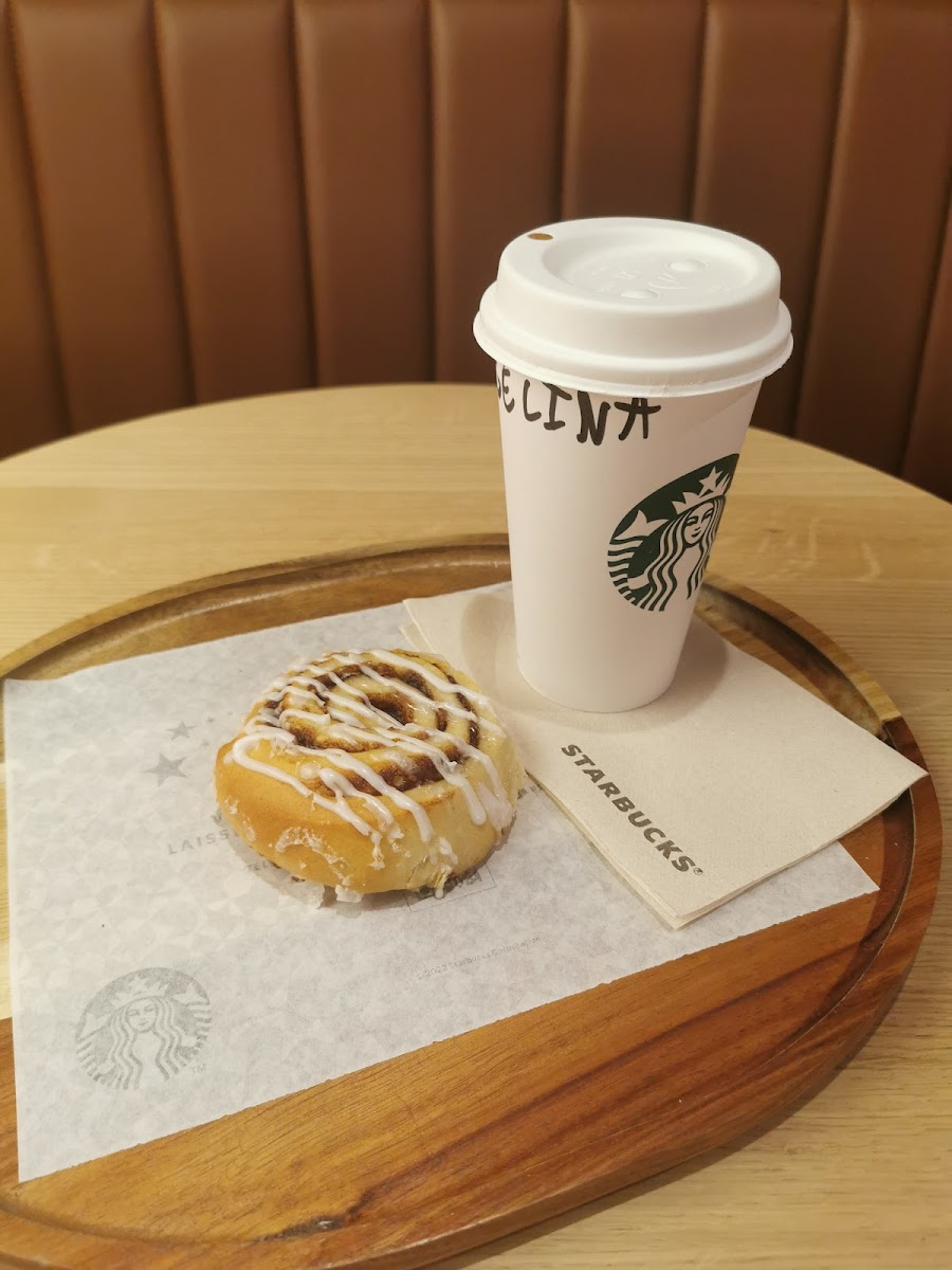Starbucks Pau Centre-Ville Photo 5