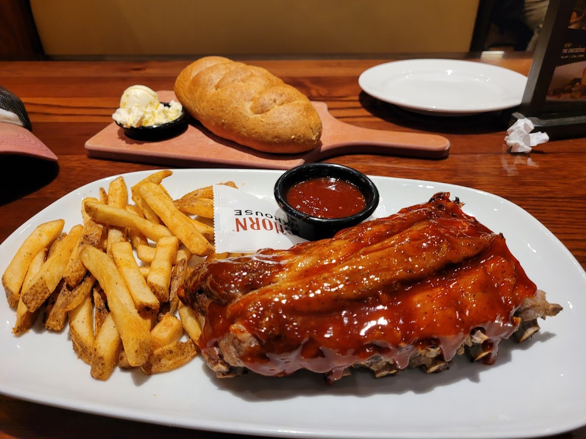 LongHorn Steakhouse Photo 4