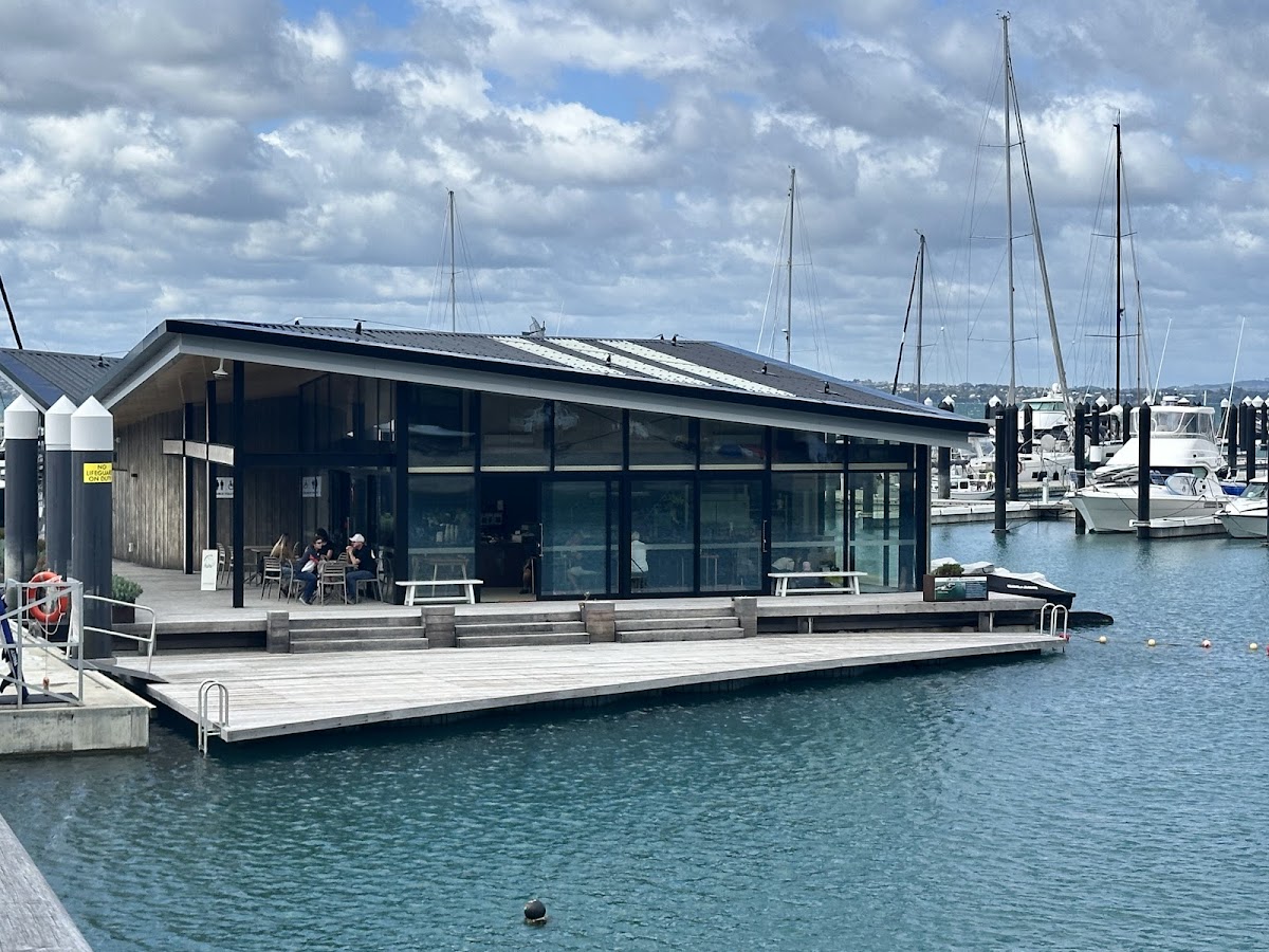 Floating Cafe KOKO Photo 3