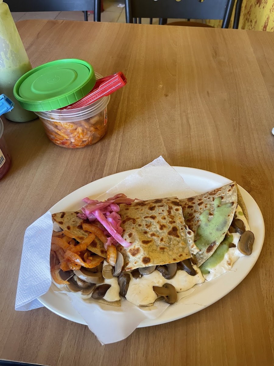 Quesadillas Michel