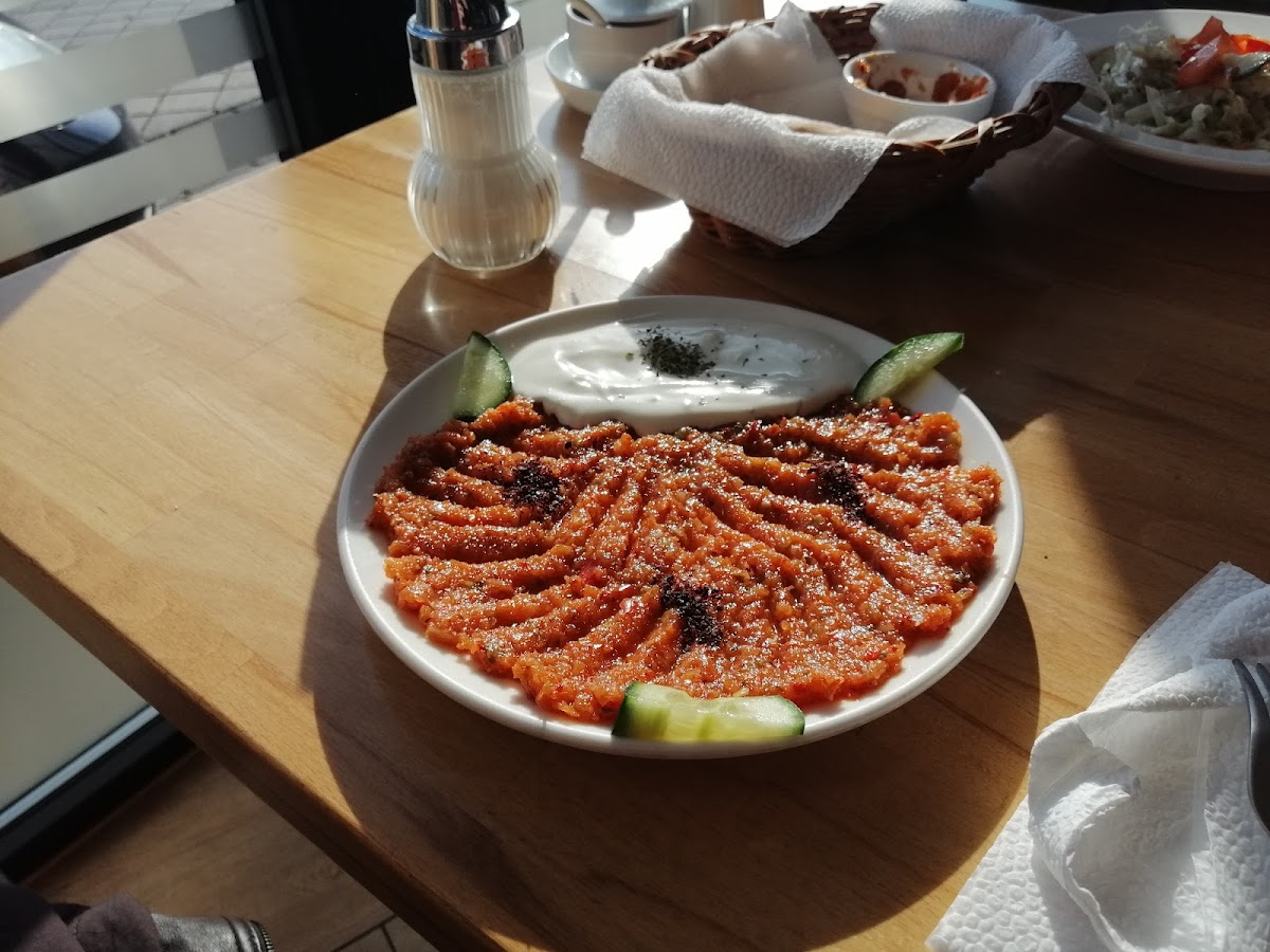 TUĞRA GRILL Türkisches Restaurant Photo 8