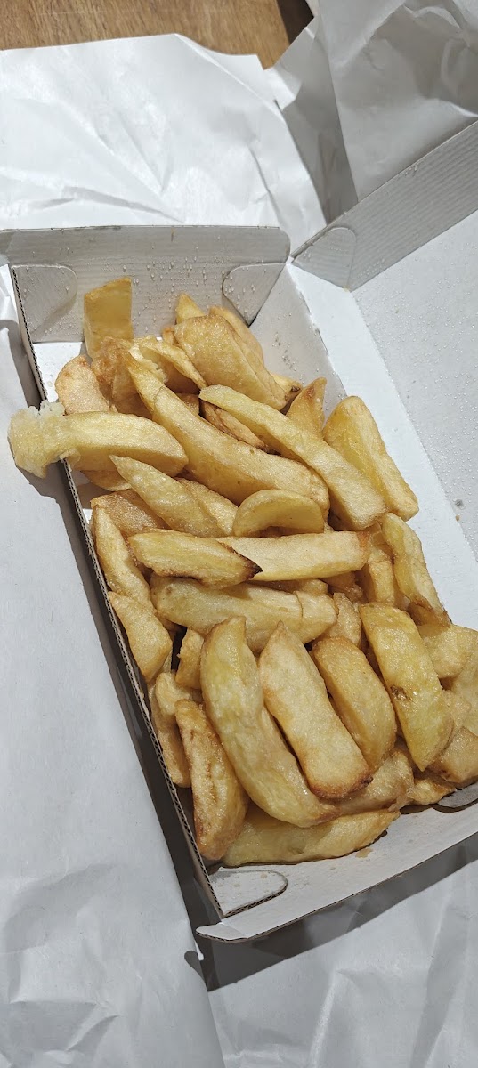 McCann Fish and Chips Shaws Road Photo 5