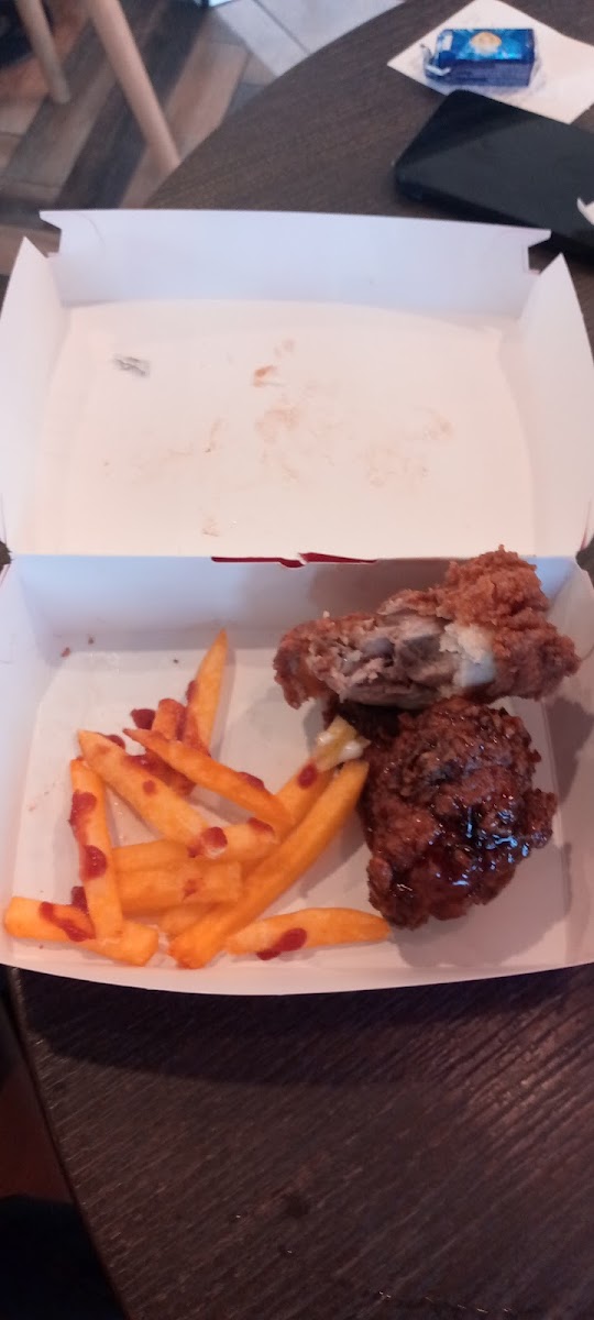 KFC Nelacres Photo 5