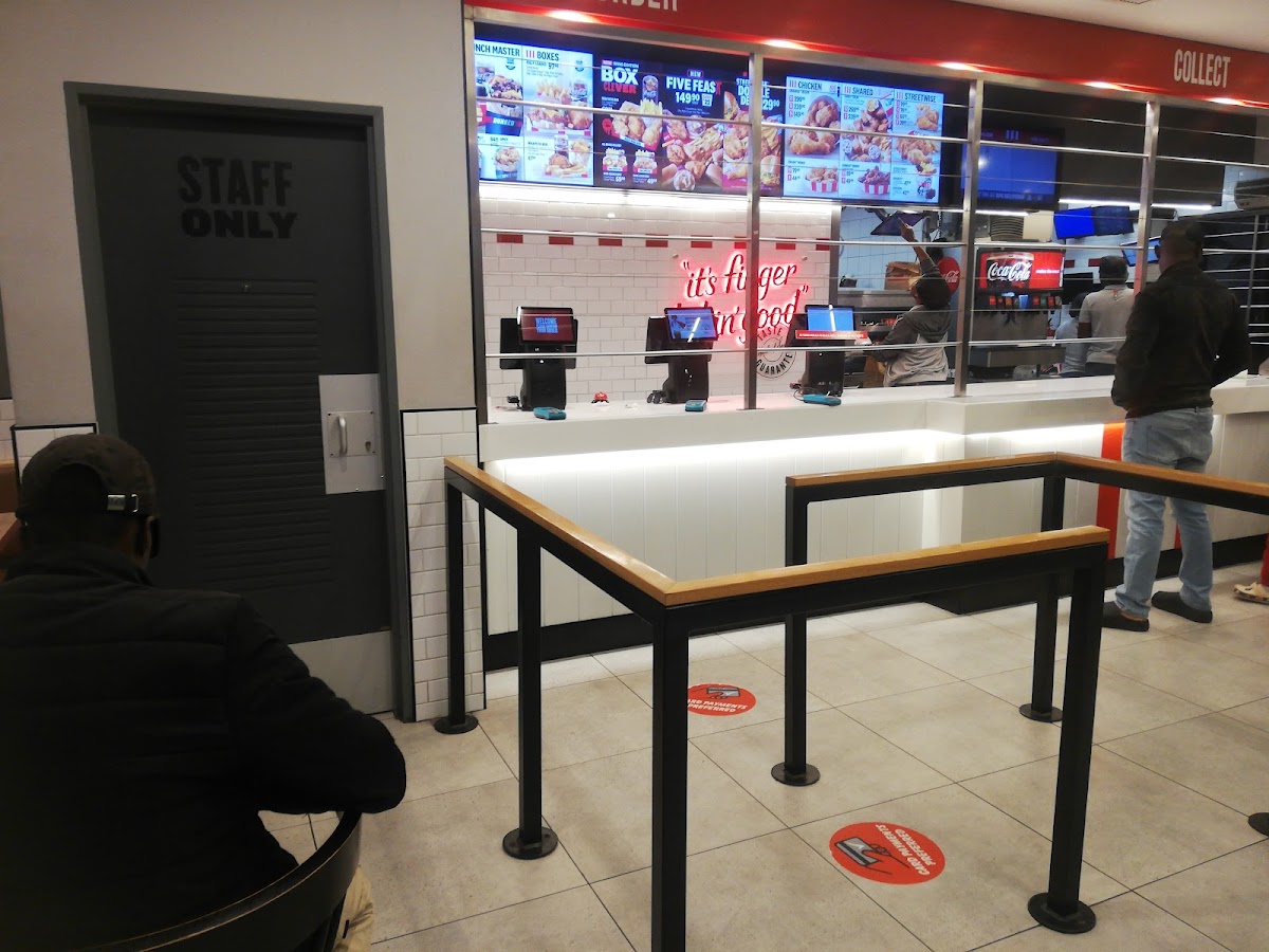 KFC Nelacres Photo 7